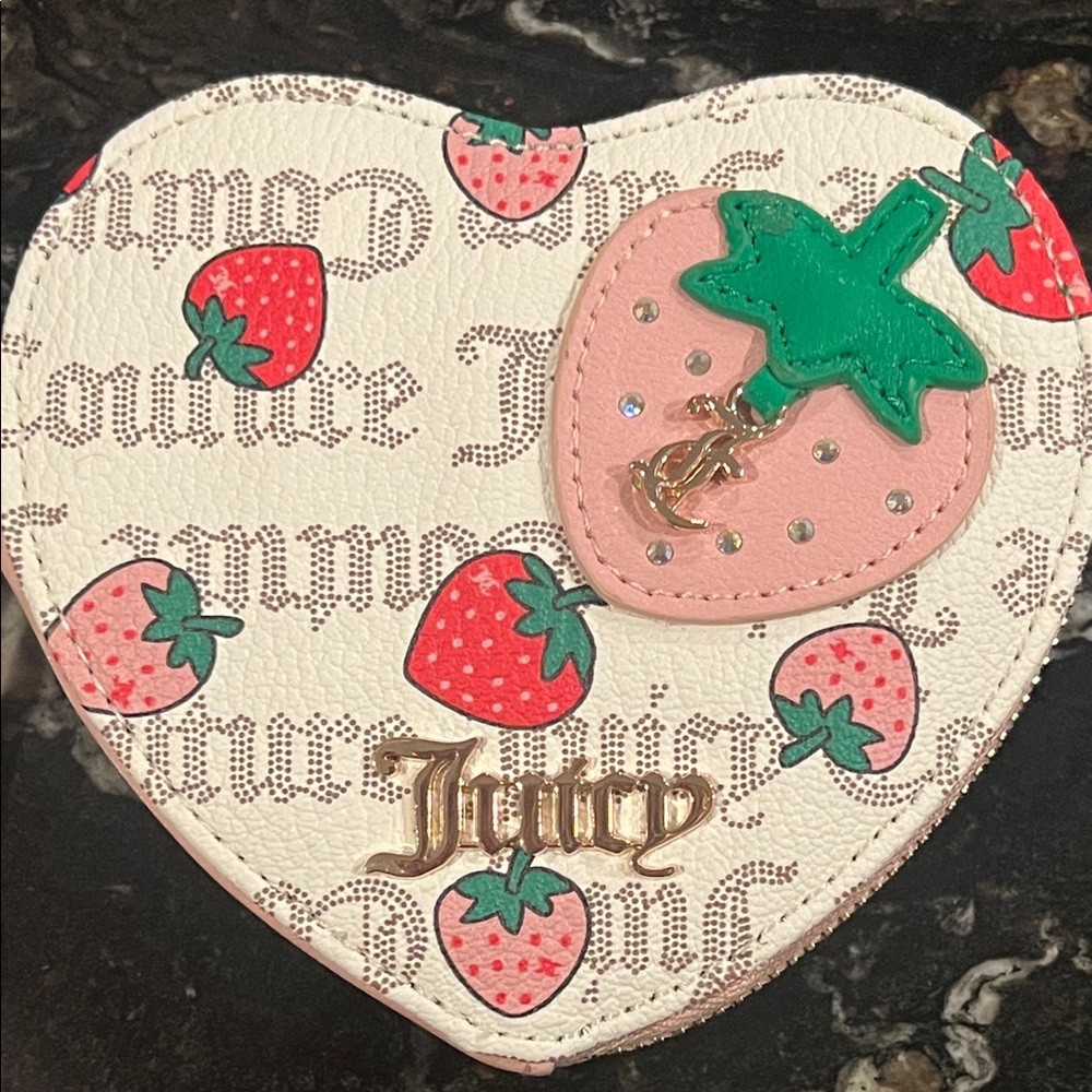 Juicy Couture Pink and Cream Heart Wristlet - Picture 3 of 7
